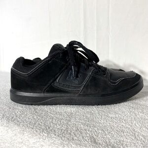 DC All Black Lace Up Sneakers Skate Shoes 7